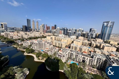 Appartement te koop in The Views, Dubai, VAE 1 slaapkamer, 72 vr.m., nr 688970 - foto 8