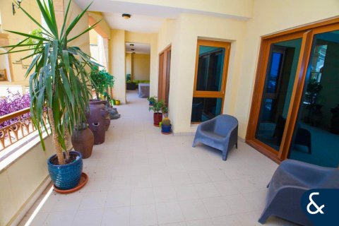 Lägenhet till försäljning i Palm Jumeirah, Dubai, UAE 3 sovrum, 256 kvm Nr. 688973 - fotografi 13