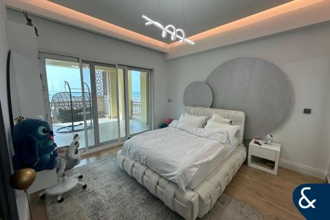 Lägenhet till försäljning i Palm Jumeirah, Dubai, UAE 3 sovrum, 234 kvm Nr. 688972 - fotografi 11