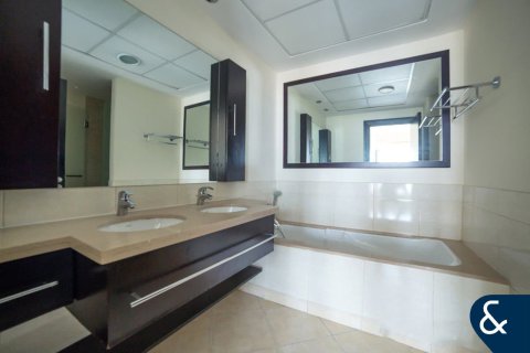 Διαμέρισμα σε THE LINKS σε The Views, Dubai, ΗΑΕ 2 υπνοδωμάτια, 145 τ.μ. Αρ. 688968 - φωτογραφία 15