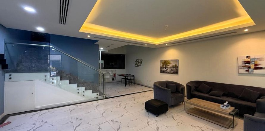 Villa asukohaga Dubai, AÜE: 4 magamistoaga, 173.9 m² Nr 722392