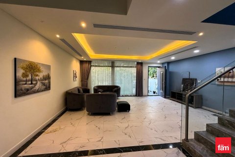 Müüa villa asukohaga Dubai, AÜE: 4 magamistoaga, 173.9 m² Nr 722392 - pilt 2