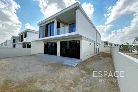 Villa till försäljning i Tilal Al Ghaf, Dubai, UAE 4 sovrum, 374 kvm Nr. 649875 - fotografi 1
