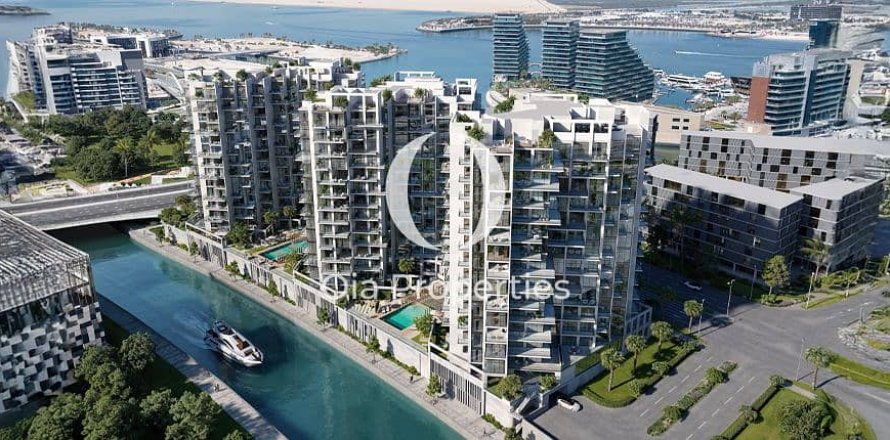 Apartment in Al Raha Beach, Abu Dhabi, UAE 5 bedrooms, 215 sq.m. № 644521