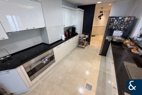 Apartmán v CAYAN TOWER v Dubai Marina, SAE 4 spálne, 242 m2 č. 685320 - Fotografia 9