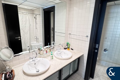 Apartament në AL MAJARA TOWERS në Dubai Marina, Emiratet e Bashkuara Arabe 2 dhoma gjumi, 124 m2. № 685323 - Foto 16