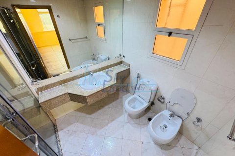 Vila di Jumeirah, Dubai, UEA 4 kamar tidur, 371.6 m2 nomor 634947 - foto 20