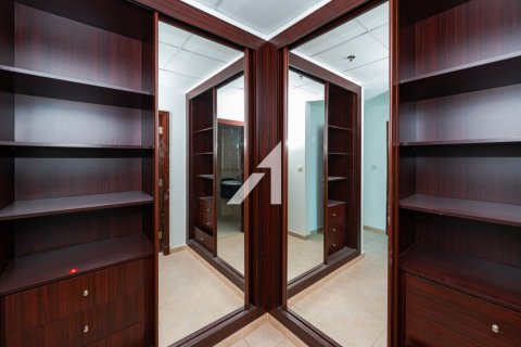 Apartmen di Dubai Marina, Dubai, UAE 1 bilik tidur, 74.5 meter persegi № 634949 - foto 6