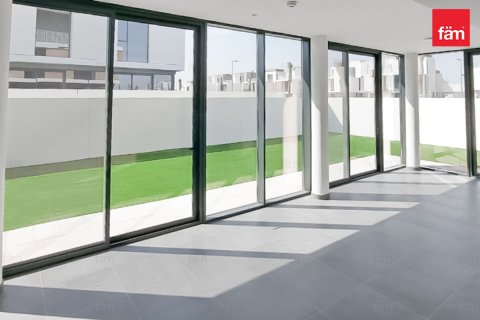 Vila di Dubai, UEA 4 kamar tidur, 315.5 m2 nomor 660216 - foto 3