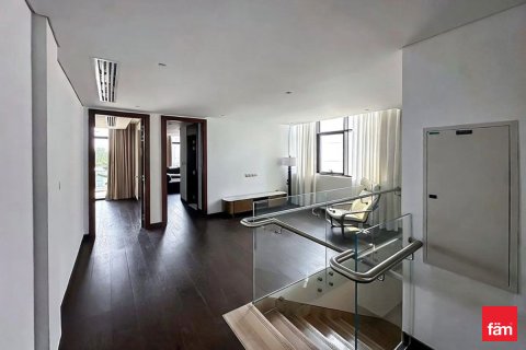 Vilë në Dubai, Emiratet e Bashkuara Arabe 5 dhoma gjumi, 375.4 m2. № 660217 - Foto 8