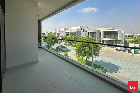 Vilë në Dubai, Emiratet e Bashkuara Arabe 5 dhoma gjumi, 375.4 m2. № 660217 - Foto 2