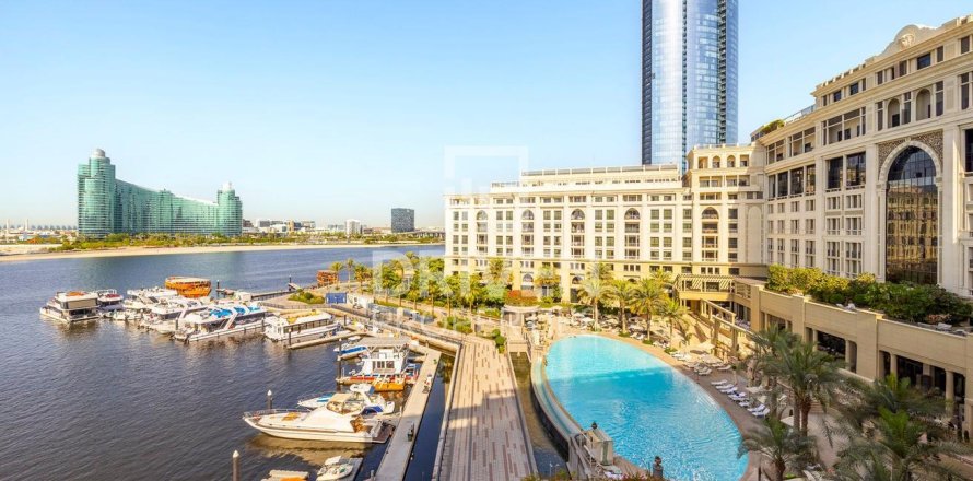 Apartmen di Culture Village, Dubai, UAE 4 bilik tidur, 467.77 meter persegi № 745356