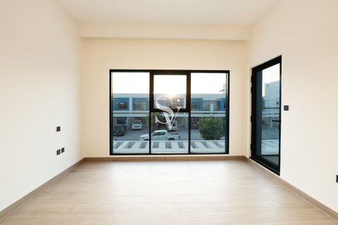 Townhouse de închiriat în Damac Lagoons, Dubai, EAU 4 dormitoare, 144 mp. №669388 - poză 12