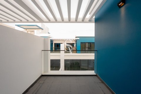 Townhouse de închiriat în Damac Lagoons, Dubai, EAU 4 dormitoare, 144 mp. №669388 - poză 11