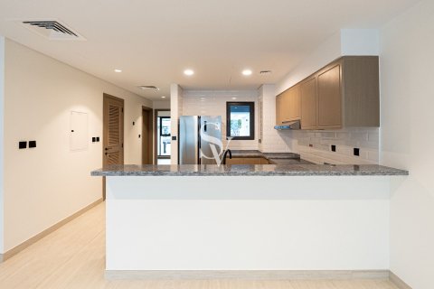 Townhouse de închiriat în Damac Lagoons, Dubai, EAU 4 dormitoare, 144 mp. №669388 - poză 3