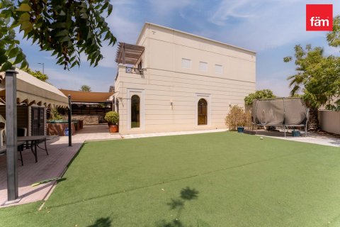 Dubai, संयुक्त अरब अमीरात में विला, 4 बेडरूम, 624.8 वर्ग मीटर, संख्या 736966 - फ़ोटो 15