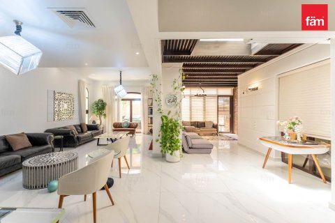 Dubai, संयुक्त अरब अमीरात में विला, 4 बेडरूम, 624.8 वर्ग मीटर, संख्या 736966 - फ़ोटो 7