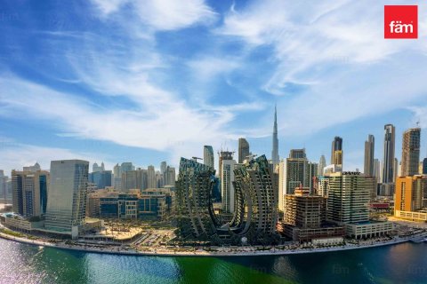 Apartemen di Business Bay, Dubai, UEA 2 kamar tidur, 234 m2 nomor 641447 - foto 1