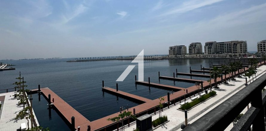 Jumeirah, Dubai, UAE의 아파트 침실 3개, 180.2제곱미터 번호 630813