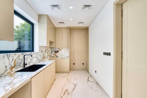 Βίλα σε Jumeirah Golf Estates, Dubai, ΗΑΕ 5 υπνοδωμάτια, 1150 τ.μ. Αρ. 656011 - φωτογραφία 21