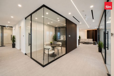 Büroraum zur Miete in Dubai, VAE 199 m2 Nr. 710793 - Foto 12