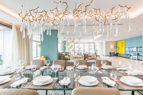 Penthouse u gradu Palm Jumeirah, Dubai, UAE 5 spavaće sobe, 733 m2 Br. 696174 - Slika 10