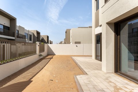 Dubai, BAE’de satılık sıra ev 4 yatak odası, 248 m&sup2; No 696173 - fotoğraf 27
