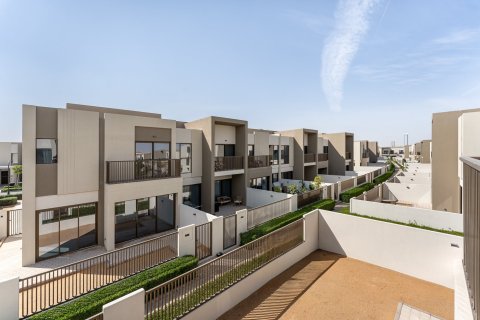 Dubai, BAE’de satılık sıra ev 4 yatak odası, 248 m&sup2; No 696173 - fotoğraf 22