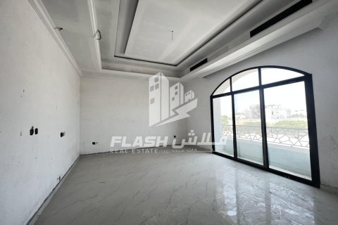 Villa te koop in Al Dhait, Ras Al Khaimah, VAE 4 slaapkamers, 1115 vr.m., nr 656916 - foto 12