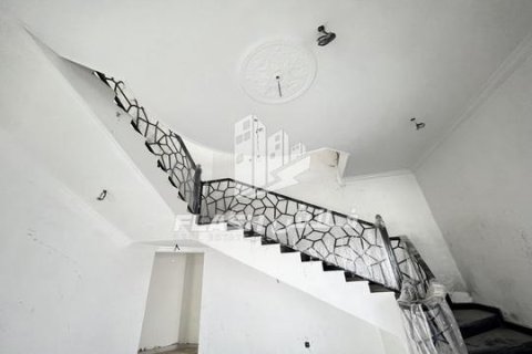 Villa te koop in Al Dhait, Ras Al Khaimah, VAE 4 slaapkamers, 1115 vr.m., nr 656916 - foto 8