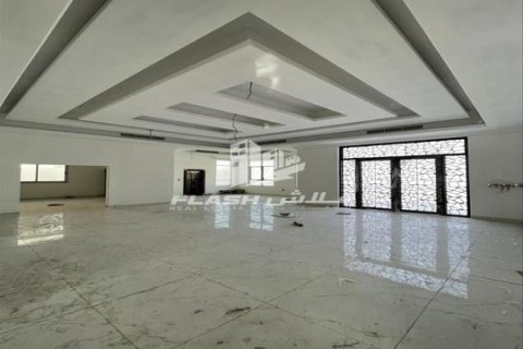 Villa te koop in Al Dhait, Ras Al Khaimah, VAE 5 slaapkamers, 929 vr.m., nr 656914 - foto 8