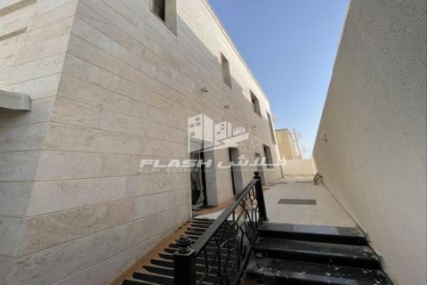Villa te koop in Al Dhait, Ras Al Khaimah, VAE 5 slaapkamers, 929 vr.m., nr 656914 - foto 10