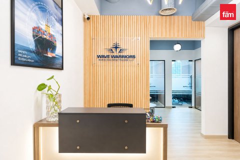 Zyrë në Business Bay, Dubai, Emiratet e Bashkuara Arabe 86.8 m2. № 751243