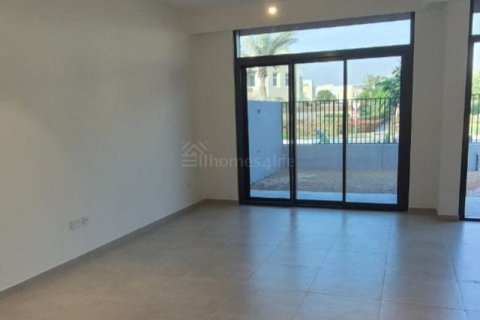 Stadthaus zur Miete in Mudon, Dubai, VAE 3 Schlafzimmer, 168 m2 Nr. 686320 - Foto 1