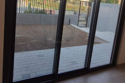 Stadthaus zur Miete in Mudon, Dubai, VAE 3 Schlafzimmer, 168 m2 Nr. 686320 - Foto 7