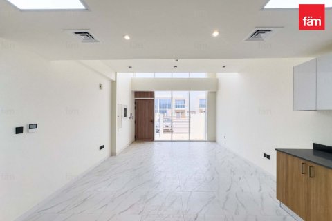 Townhouse in Dubai, UAE 3 bedrooms, 106.9 sq.m. № 629290 - photo 14