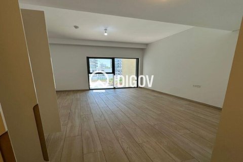 Apartament në Al Satwa, Dubai, Emiratet e Bashkuara Arabe 1 dhomë, 34.19 m2. № 735652 - Foto 4
