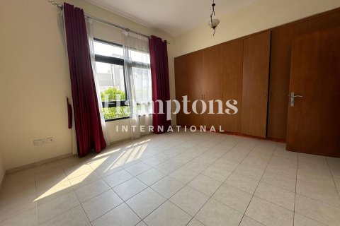 Appartement te huur in Greens, Dubai, VAE 3 slaapkamers, 155.26971293 vr.m., nr 651391 - foto 15