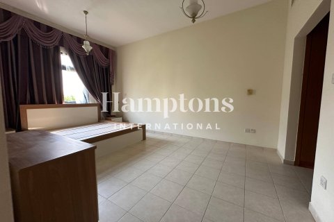 Appartement te huur in Greens, Dubai, VAE 3 slaapkamers, 155.26971293 vr.m., nr 651391 - foto 5