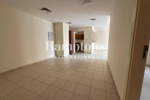 Appartement te huur in Greens, Dubai, VAE 3 slaapkamers, 155.26971293 vr.m., nr 651391 - foto 4