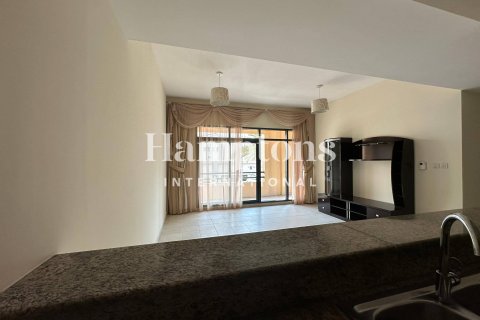 Appartement te huur in Greens, Dubai, VAE 3 slaapkamers, 155.26971293 vr.m., nr 651391 - foto 1