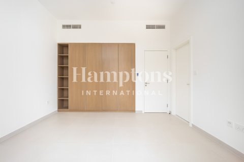 Villa para arrendamento em Dubai South (Dubai World Central), Dubai, EAU 3 quartos, 190.54405300 m2 № 651376 - foto 14