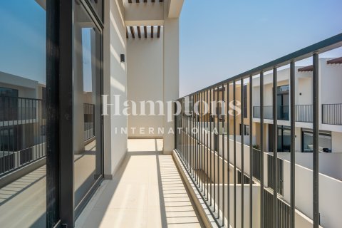 Villa para arrendamento em Dubai South (Dubai World Central), Dubai, EAU 3 quartos, 190.54405300 m2 № 651376 - foto 17