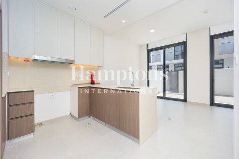 Villa para arrendamento em Dubai South (Dubai World Central), Dubai, EAU 3 quartos, 190.54405300 m2 № 651376 - foto 5