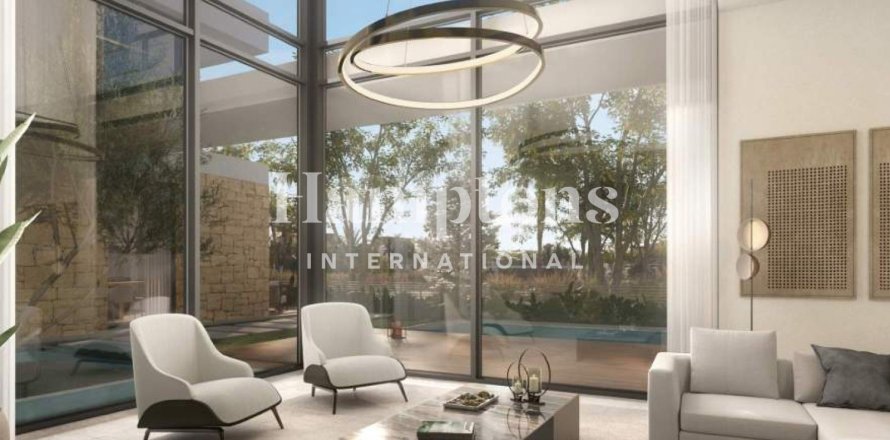 Villa in Dubai Land, Dubai, VAE: 5 Schlafzimmer, 412.582 m2 Nr. 657025