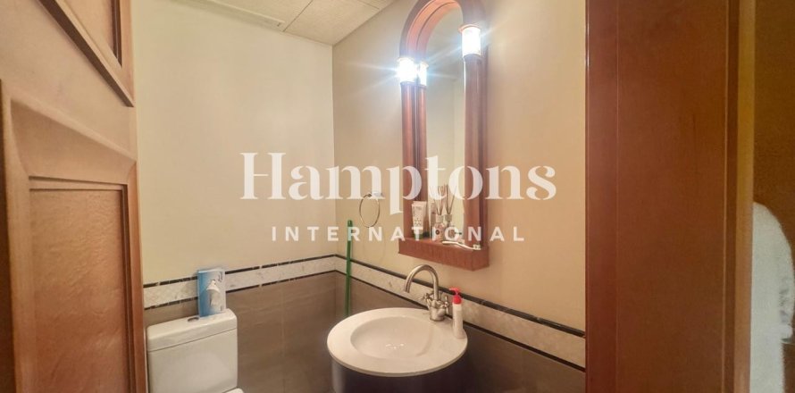 Apartament în Burj Khalifa, Dubai, EAU 1 dormitor, 76.7397 mp.  №657020