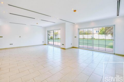 Вилла Jumeirah Park, Дубай, БАӘ-да 4 жатын бөлмелер, 1075 м² № 635426 - фото 2