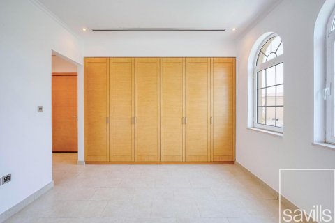 Вилла Jumeirah Park, Дубай, БАӘ-да 4 жатын бөлмелер, 1075 м² № 635426 - фото 13