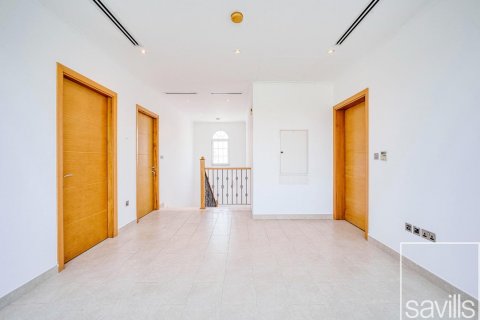 Вилла Jumeirah Park, Дубай, БАӘ-да 4 жатын бөлмелер, 1075 м² № 635426 - фото 12