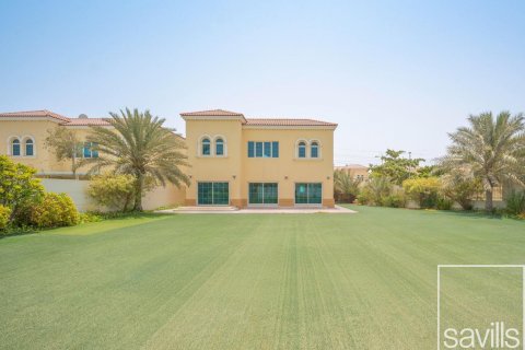 Вилла Jumeirah Park, Дубай, БАӘ-да 4 жатын бөлмелер, 1075 м² № 635426 - фото 1